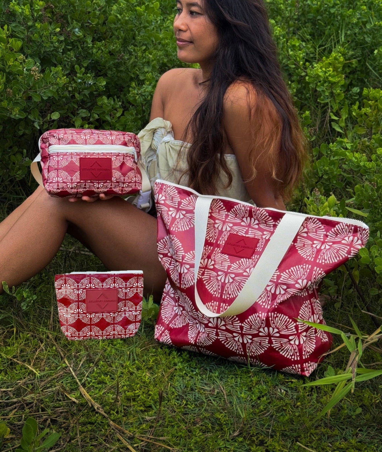 Buy 1 Lehua Tote, Get Matching Fanny & Pouch FREE