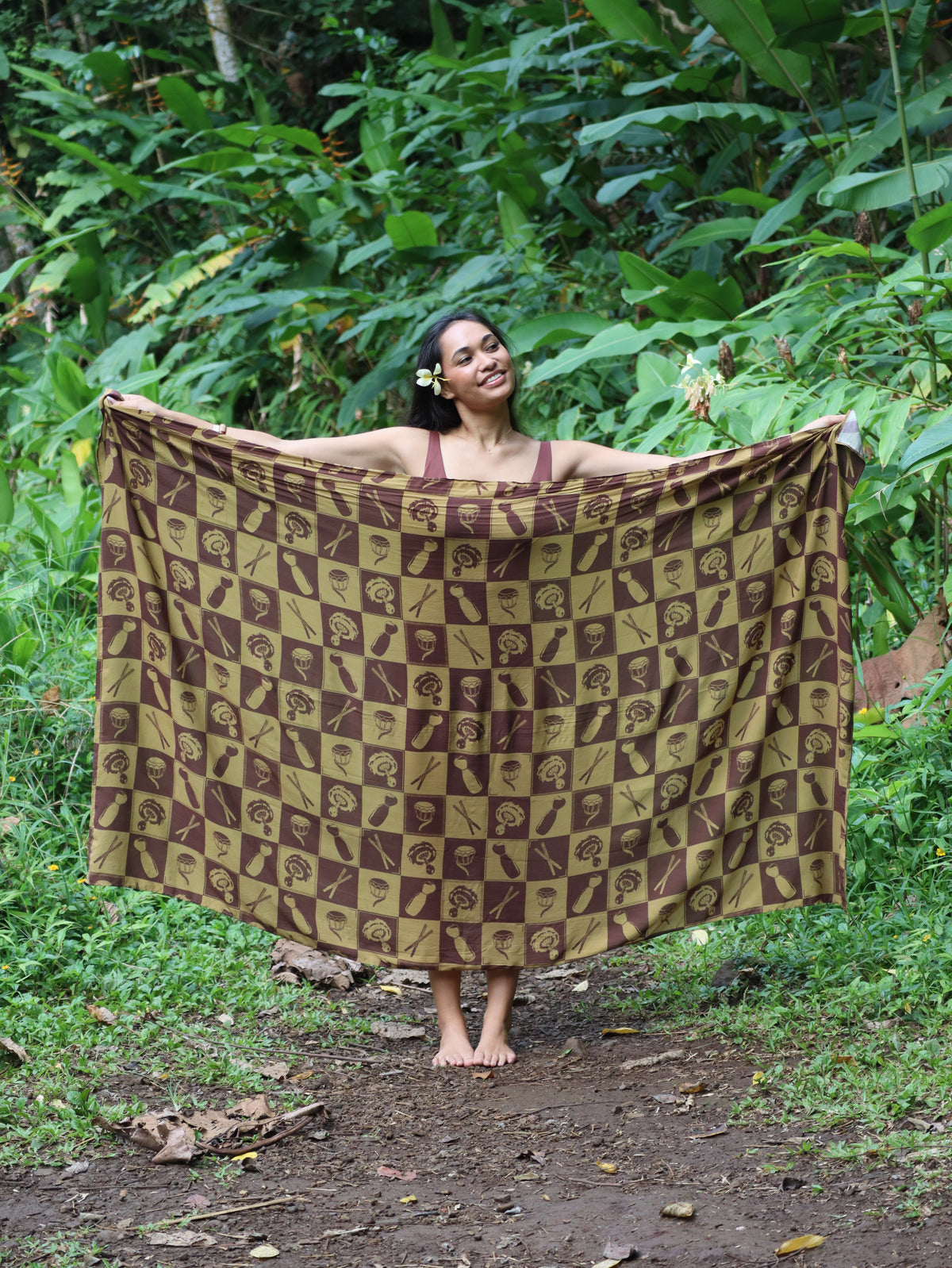 Hula Implement Pareu