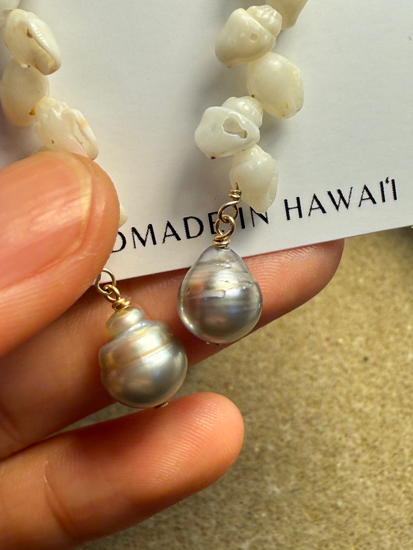 Flawed Niihau Momi and Tahitian Pearl Earrings - Kala Mai Sale Item