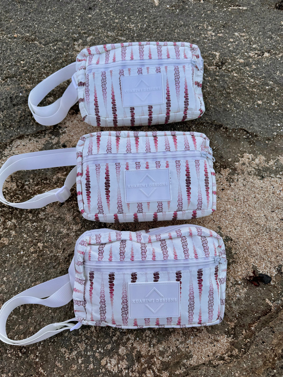 Ombré Niihau Kahelelani Fanny Pack