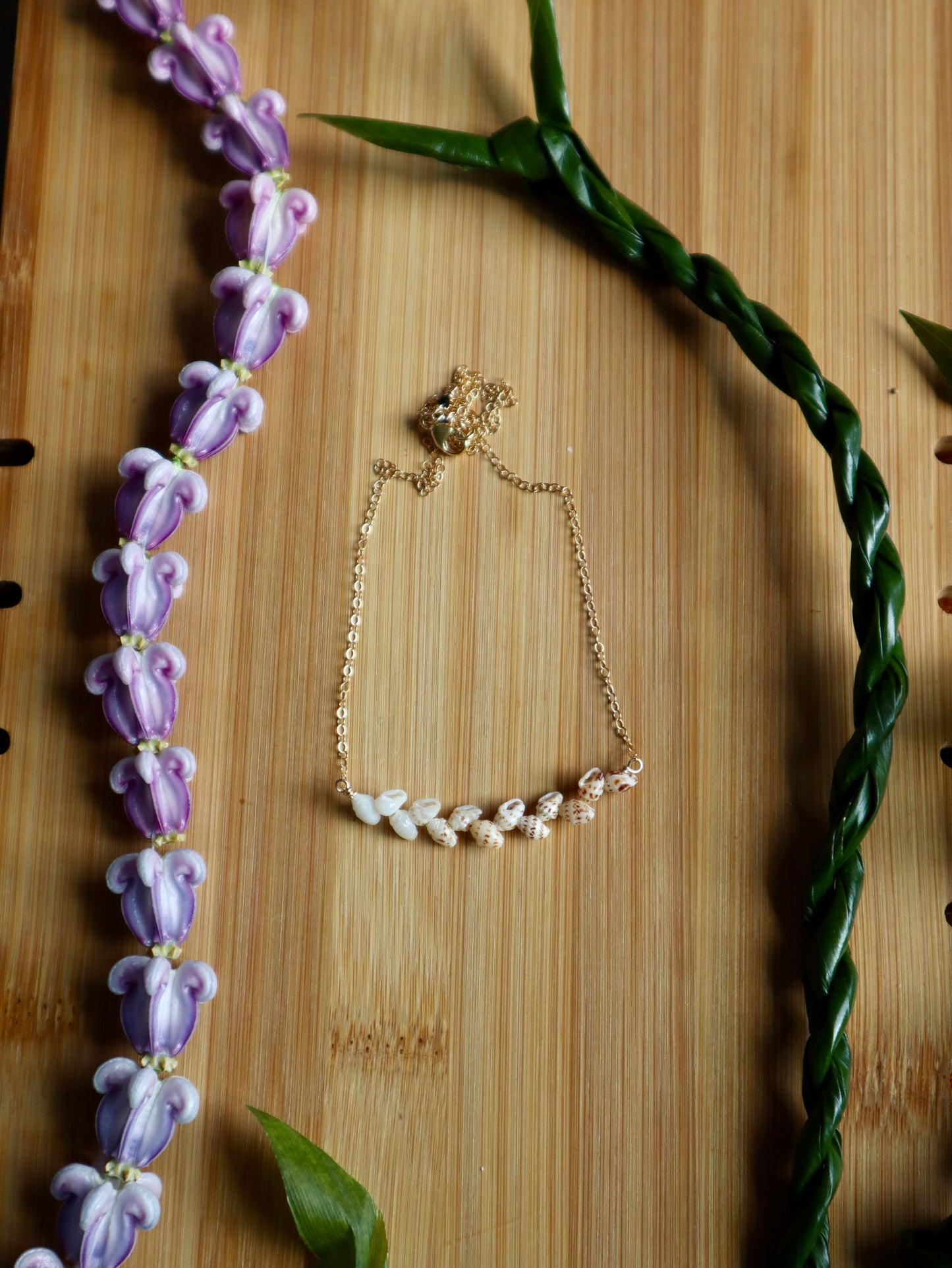 Niihau Momi Shell Necklace