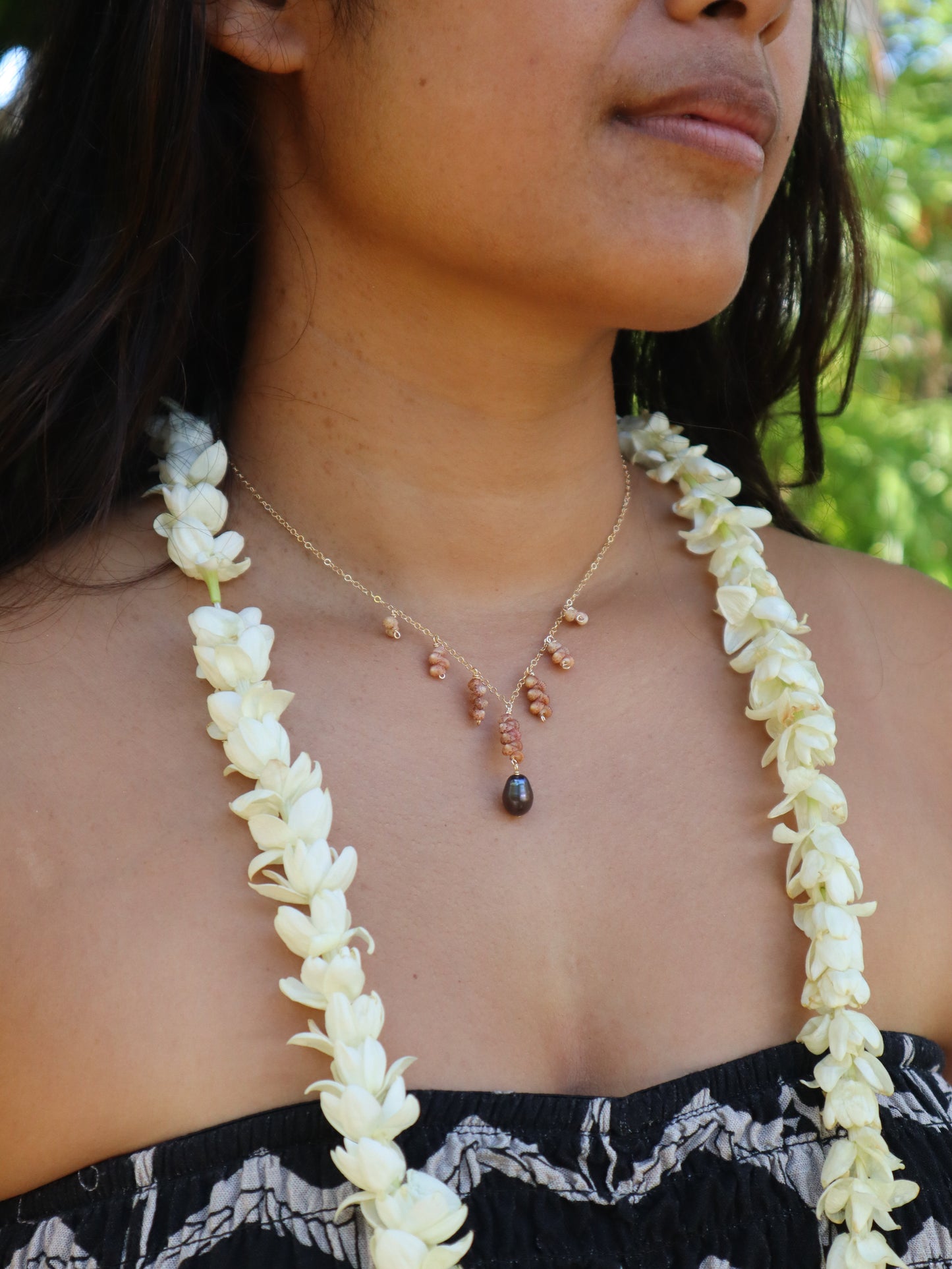 Kauai Kahelelani and Pearl Necklace