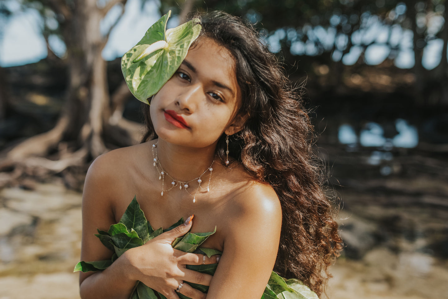 Niihau Laiki and Edison Immensity Necklace