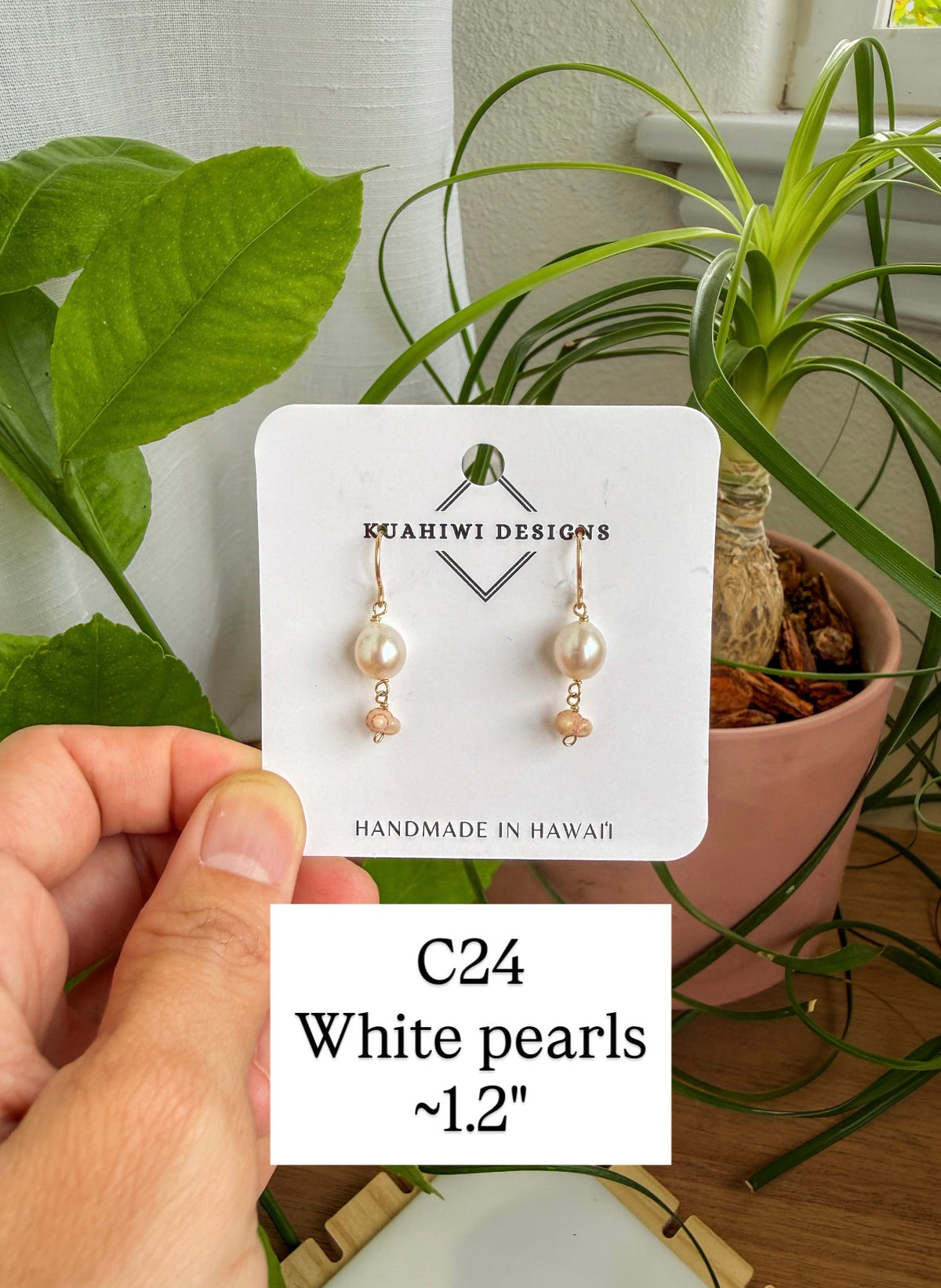 Niihau Kahelelani and Pearl Earrings