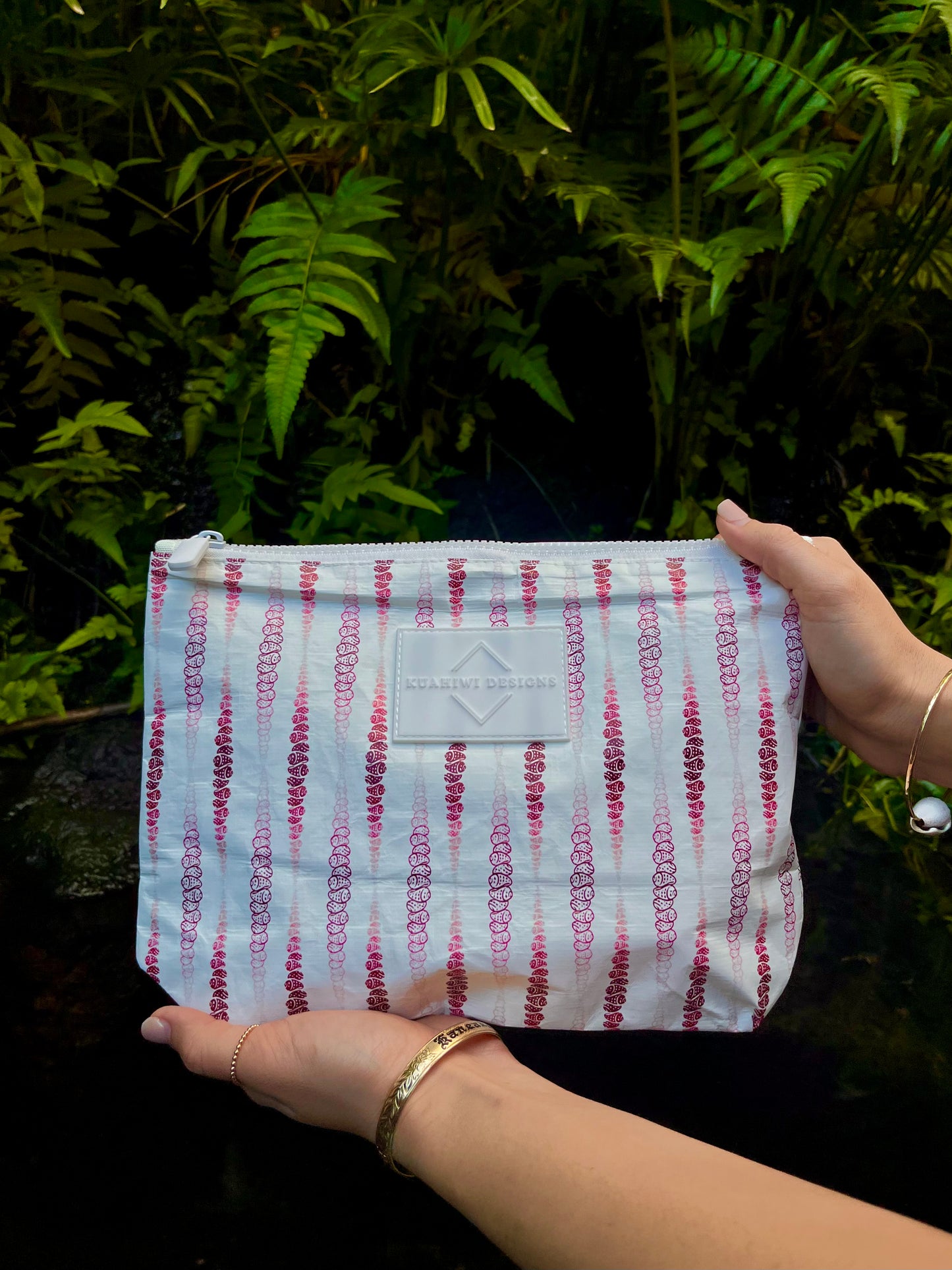 Ombré Kahelelani Cosmetic Bag