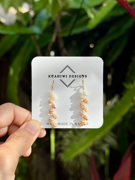 Speckled Niihau Momi Shell Earrings