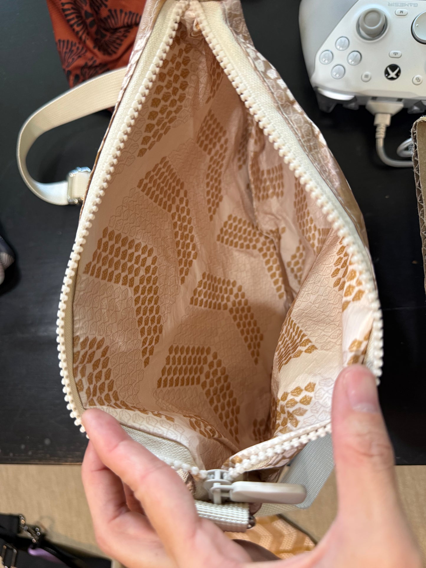 Momi Sling Bag - Kala Mai Sale Item