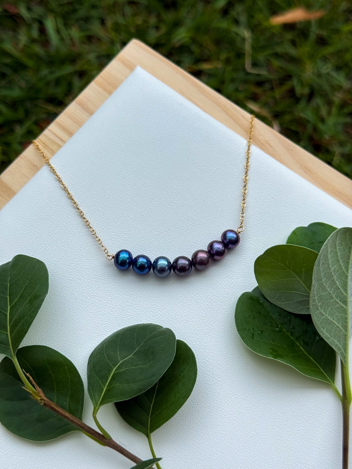 Curved Freshwater Pearl Necklace