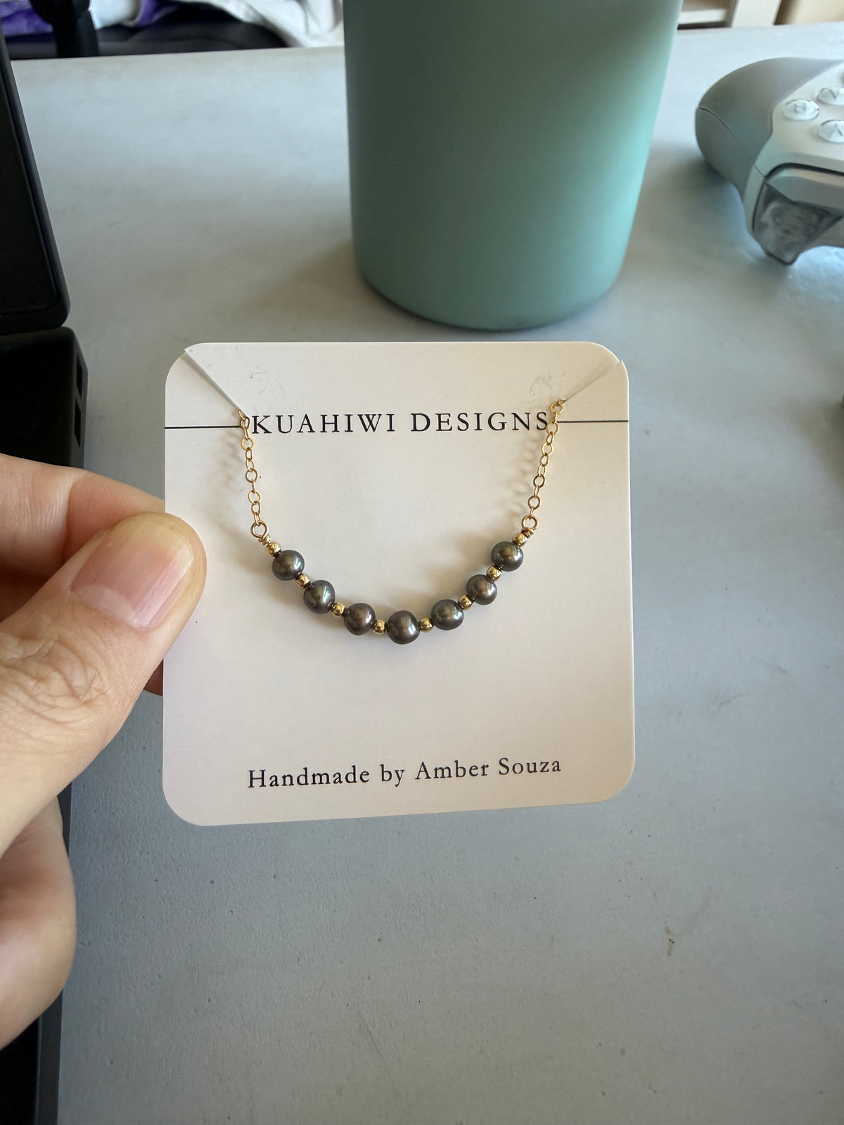 Curved Mini Pearl Necklace