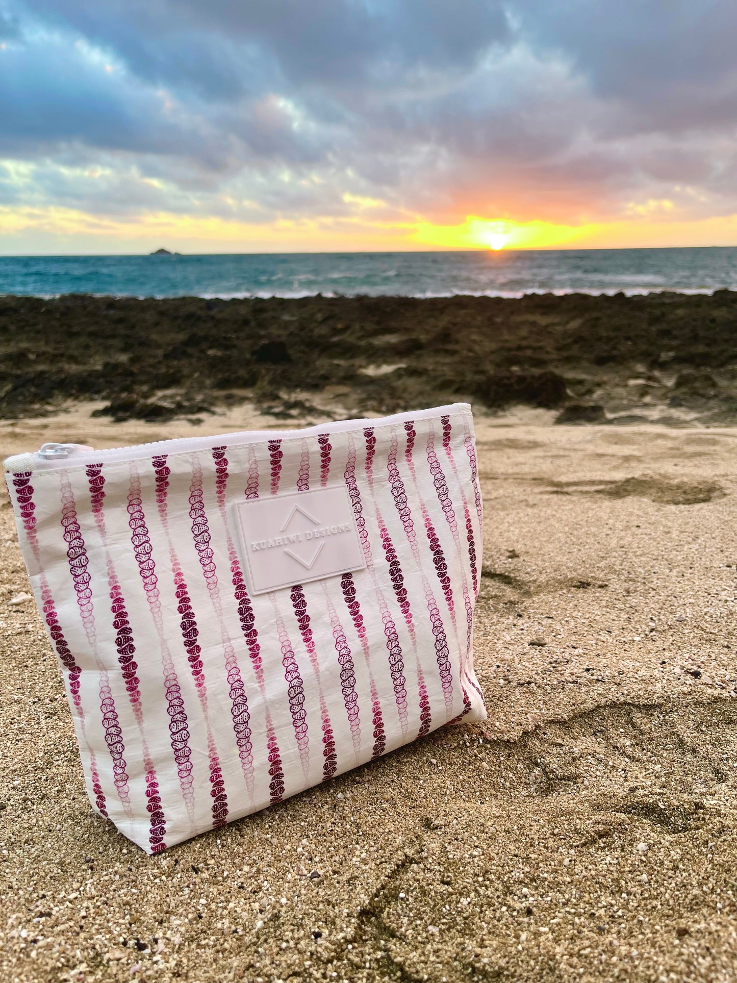 Ombré Kahelelani Cosmetic Bag