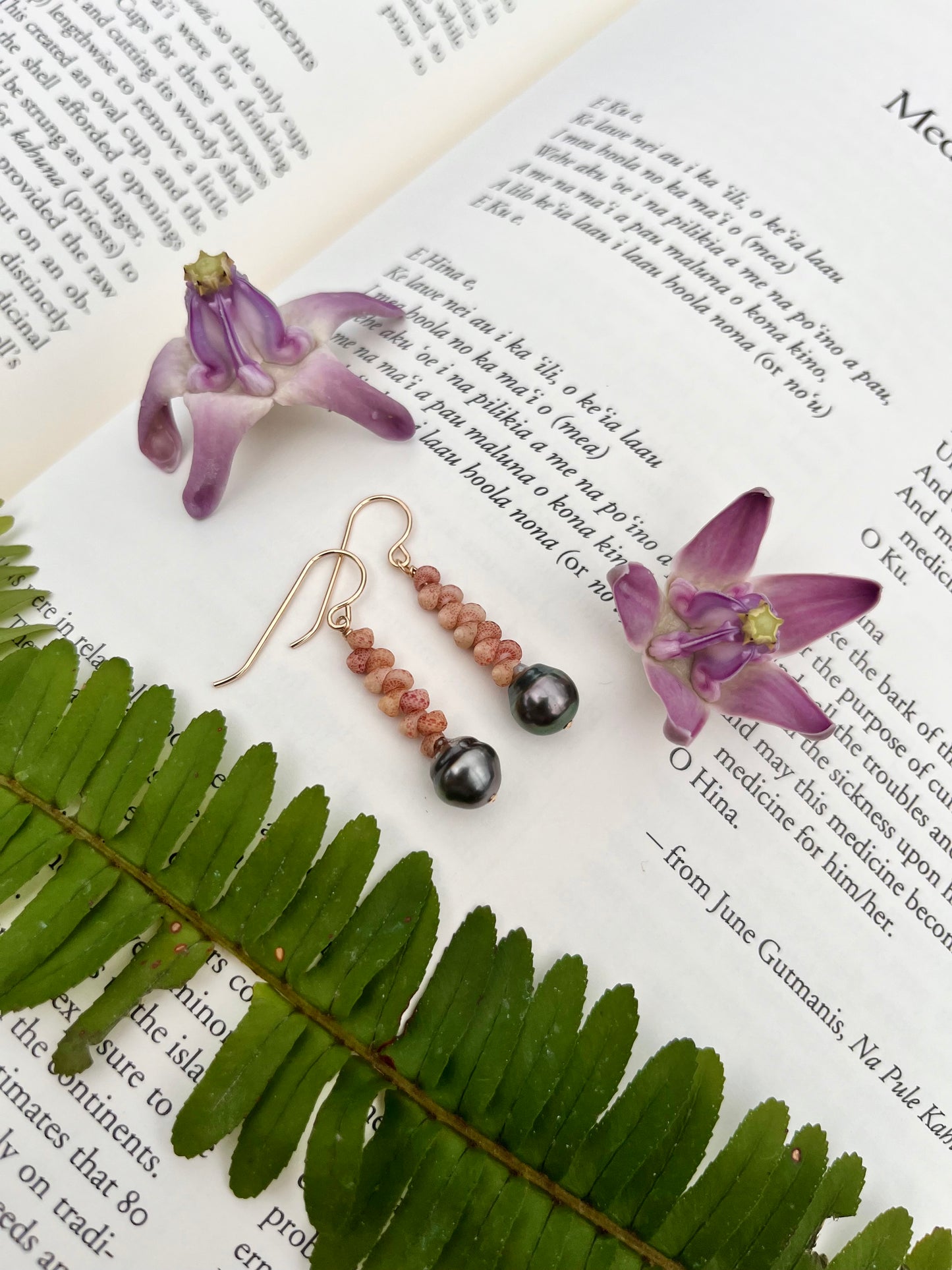 Mini Kahelelani Pearl Earrings