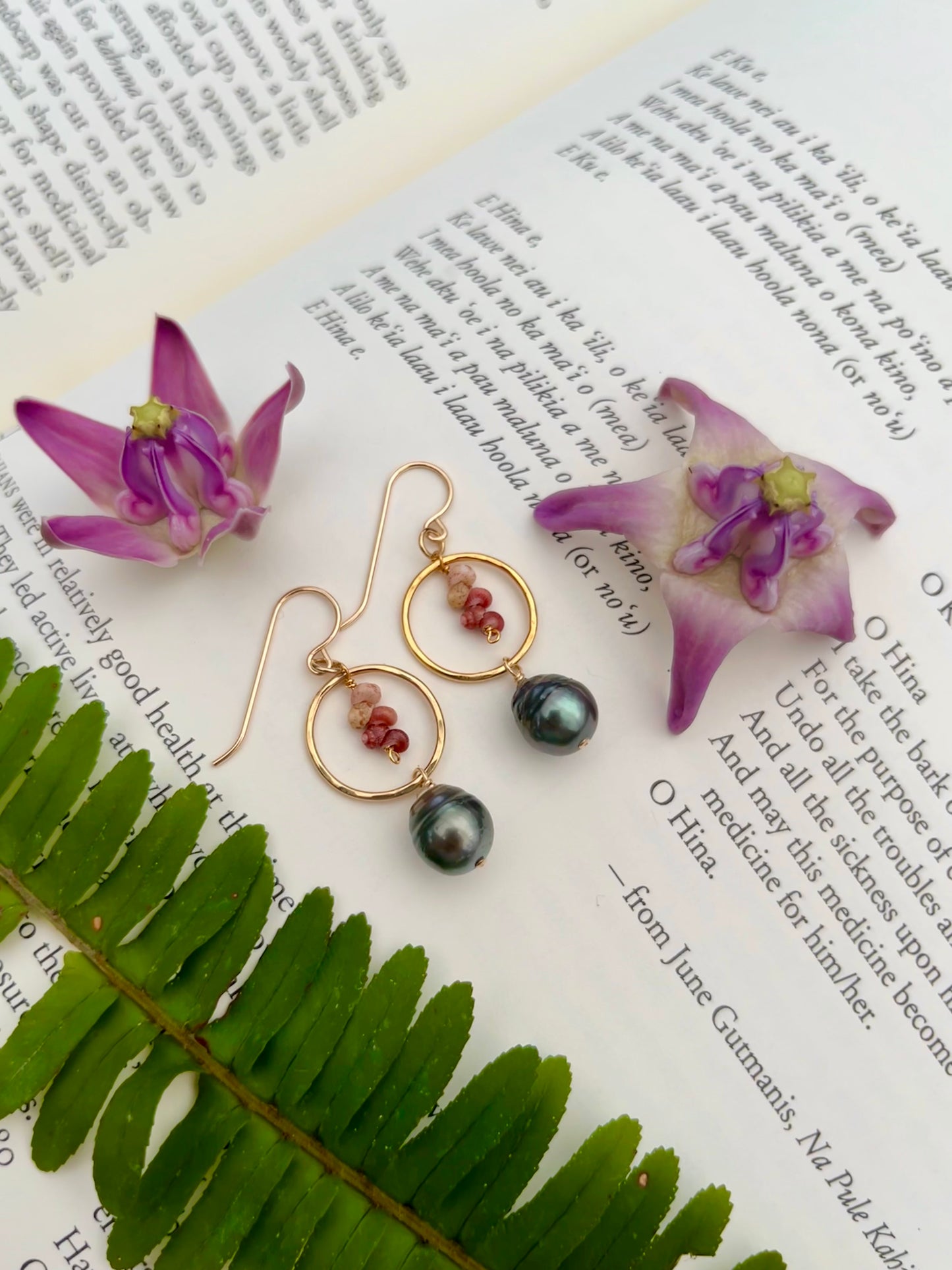 Mini Ombré Kahelelani and Pearl Earrings