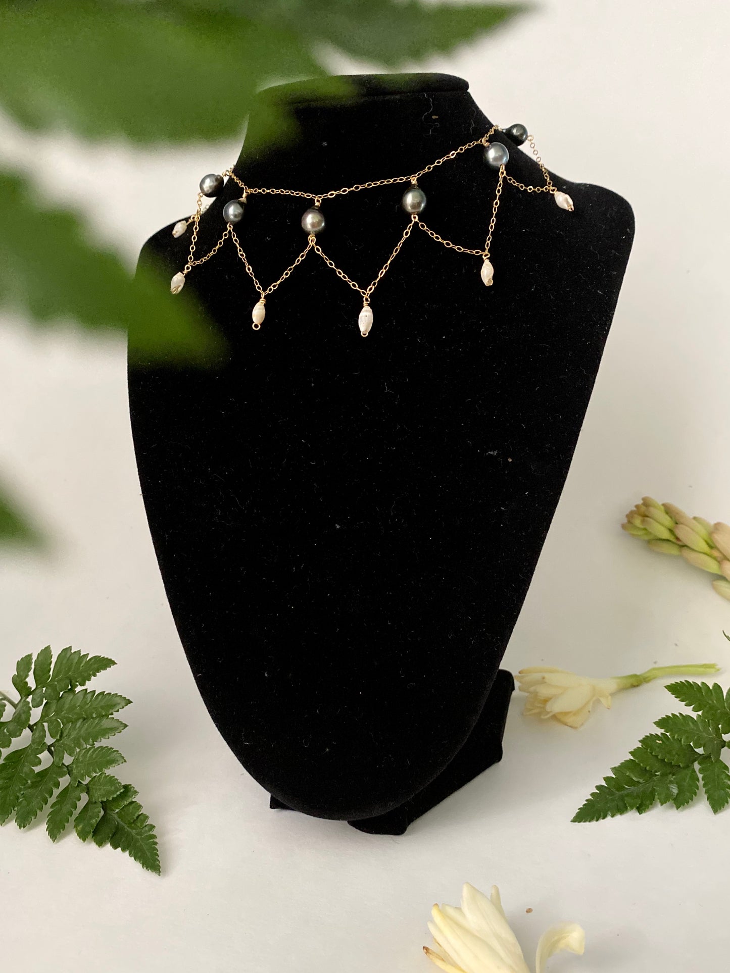 Niihau Laiki and Pearl Immensity Necklace